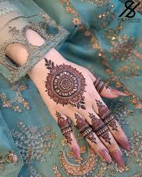 MEHNDI ARTIST 